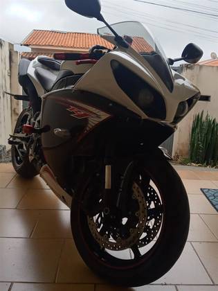 YAMAHA YZF R1 YAMAHA YZF R1